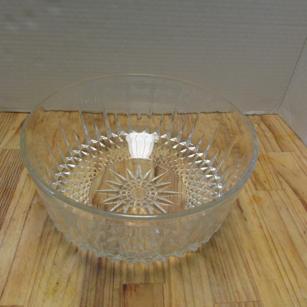 Vintage DIAMANT ARCOROC Clear Glass Salad Serving Bowl 9” X 4” France